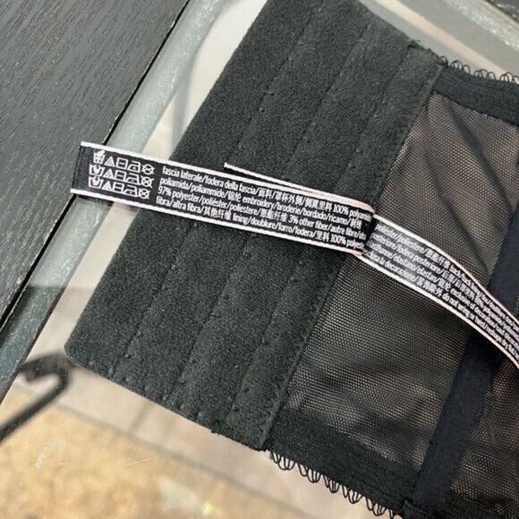 Victorias Secret Women’s Size Small Very Sexy Floral Embroidered Corset Top - Picture 10 of 10